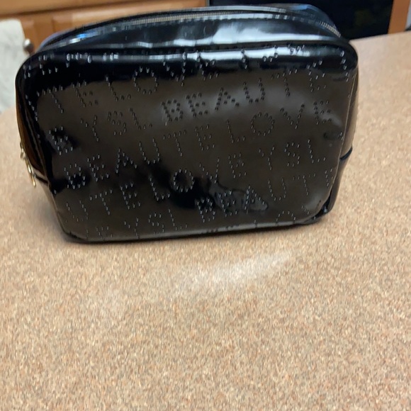 Yves Saint Laurent Handbags - YSL BEAUTE CASE